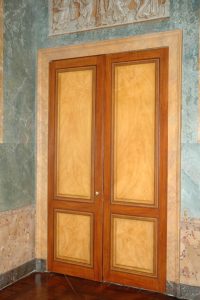 FAUX BOIS : DANS LE SALON DE RÉCEPTION D’UN CHÂTEAU CLASSÉ DE LA RENAISSANCE FRANÇAISE