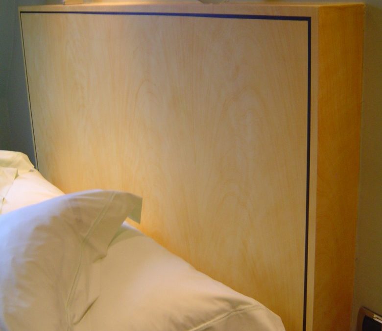 FAUX BOIS : meubles peints en citronnier, filets d’ébène