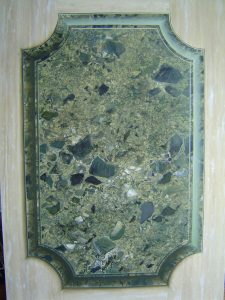 FAUSSE MOULURE : démonstration de la technique de fausse moulure sur faux marbre Vert vert