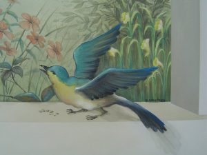 TROMPE L'OEIL : dans une véranda, décor peint d'une ouverture sur un jardin, au ciel bleu,, avec deux oiseaux. Détail.
