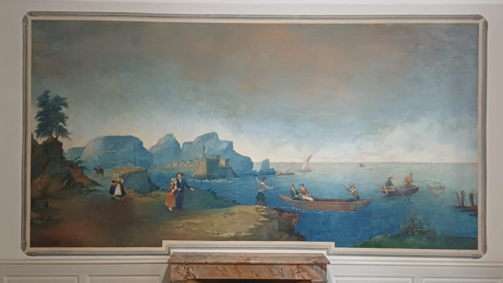 Décor peint d'une salle à manger provençale